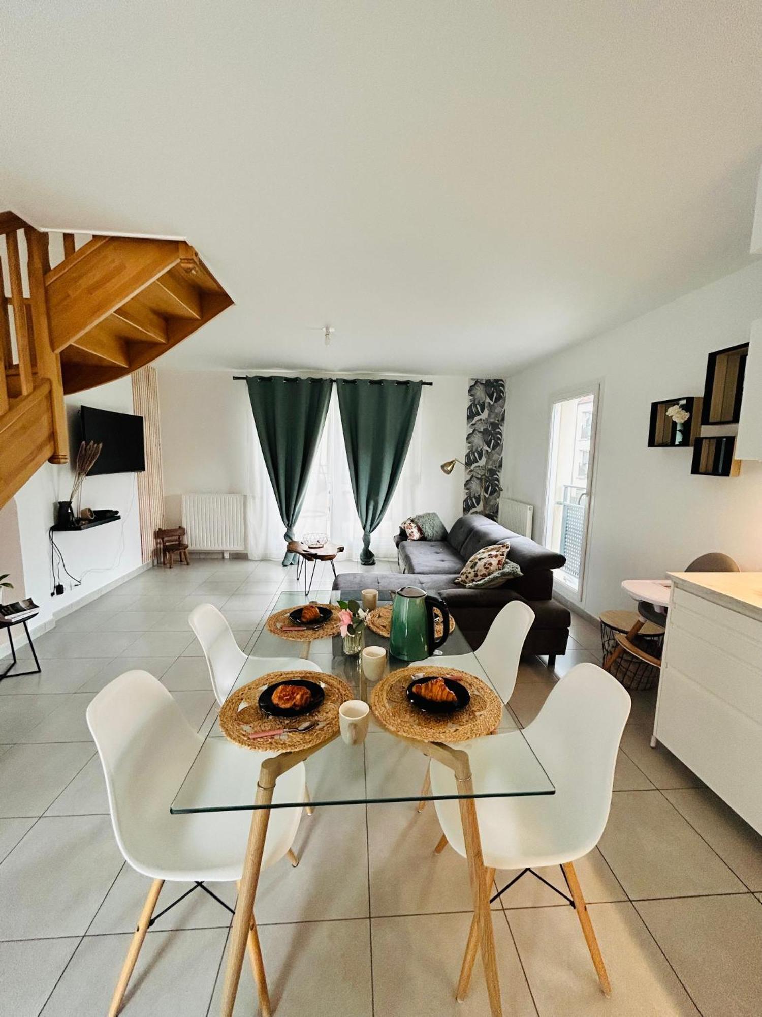 שסי Disneyland Paris Familly Appart - 7 Minutes Disney - Parking - Wifi מראה חיצוני תמונה