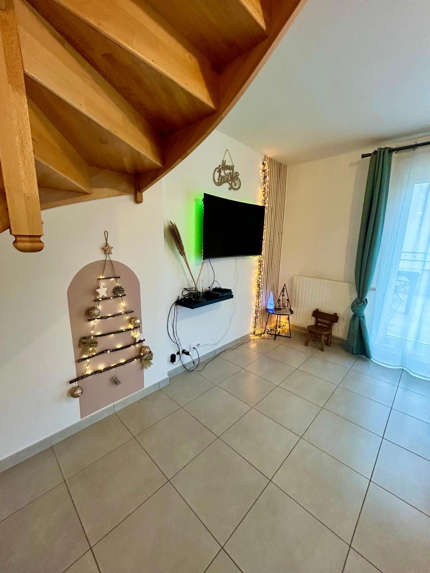 שסי Disneyland Paris Familly Appart - 7 Minutes Disney - Parking - Wifi מראה חיצוני תמונה